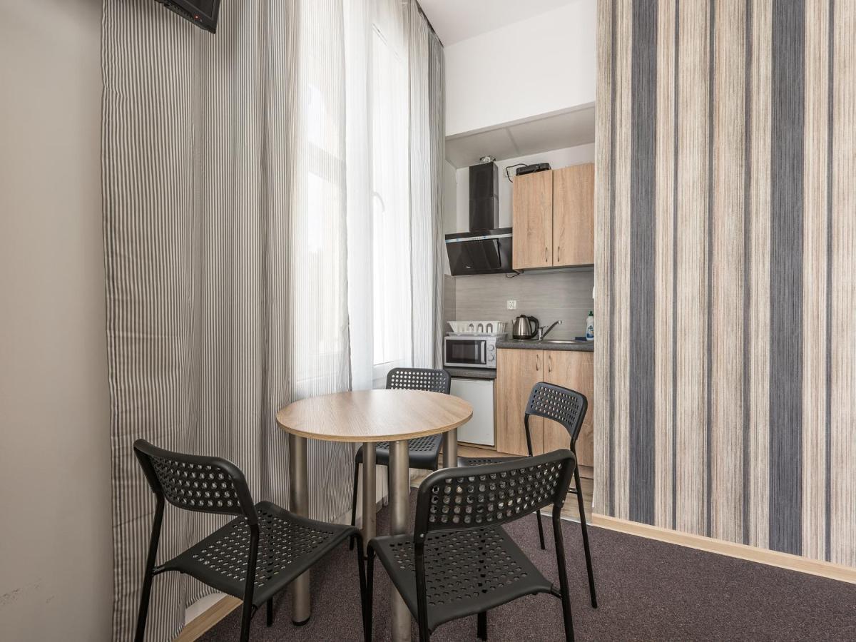 70S Guest Room Krakau Exterior foto