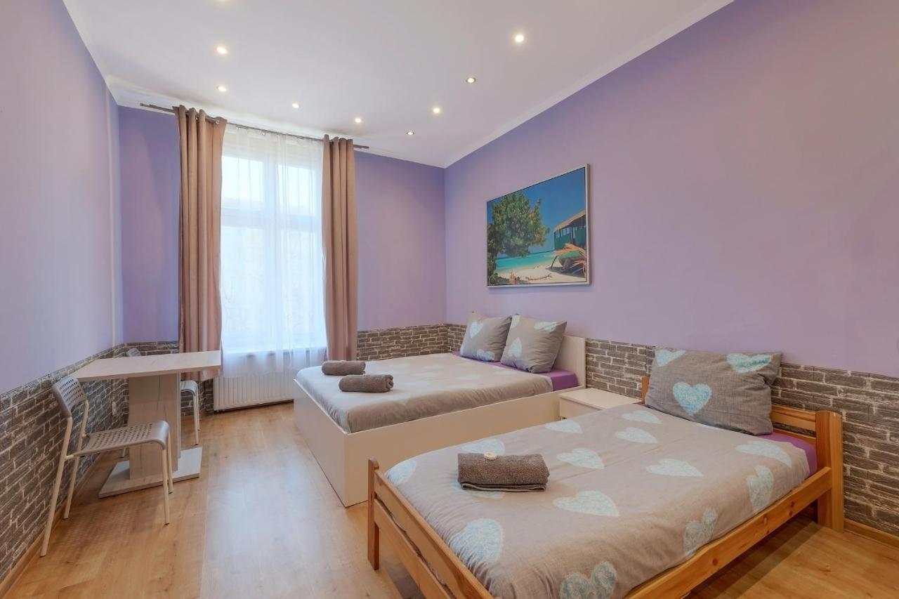 70S Guest Room Krakau Exterior foto