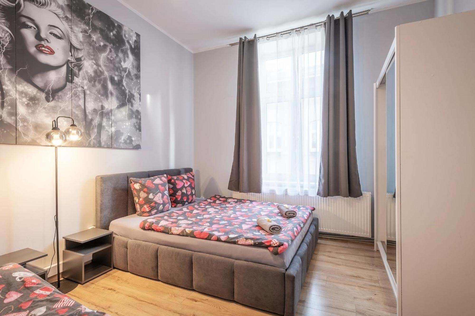 70S Guest Room Krakau Exterior foto