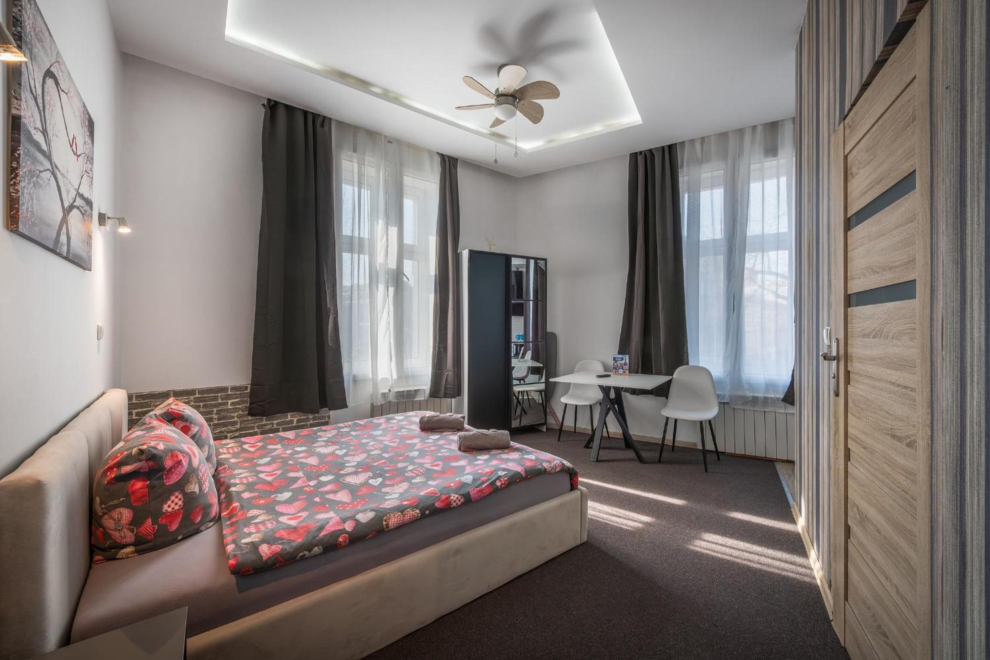 70S Guest Room Krakau Exterior foto