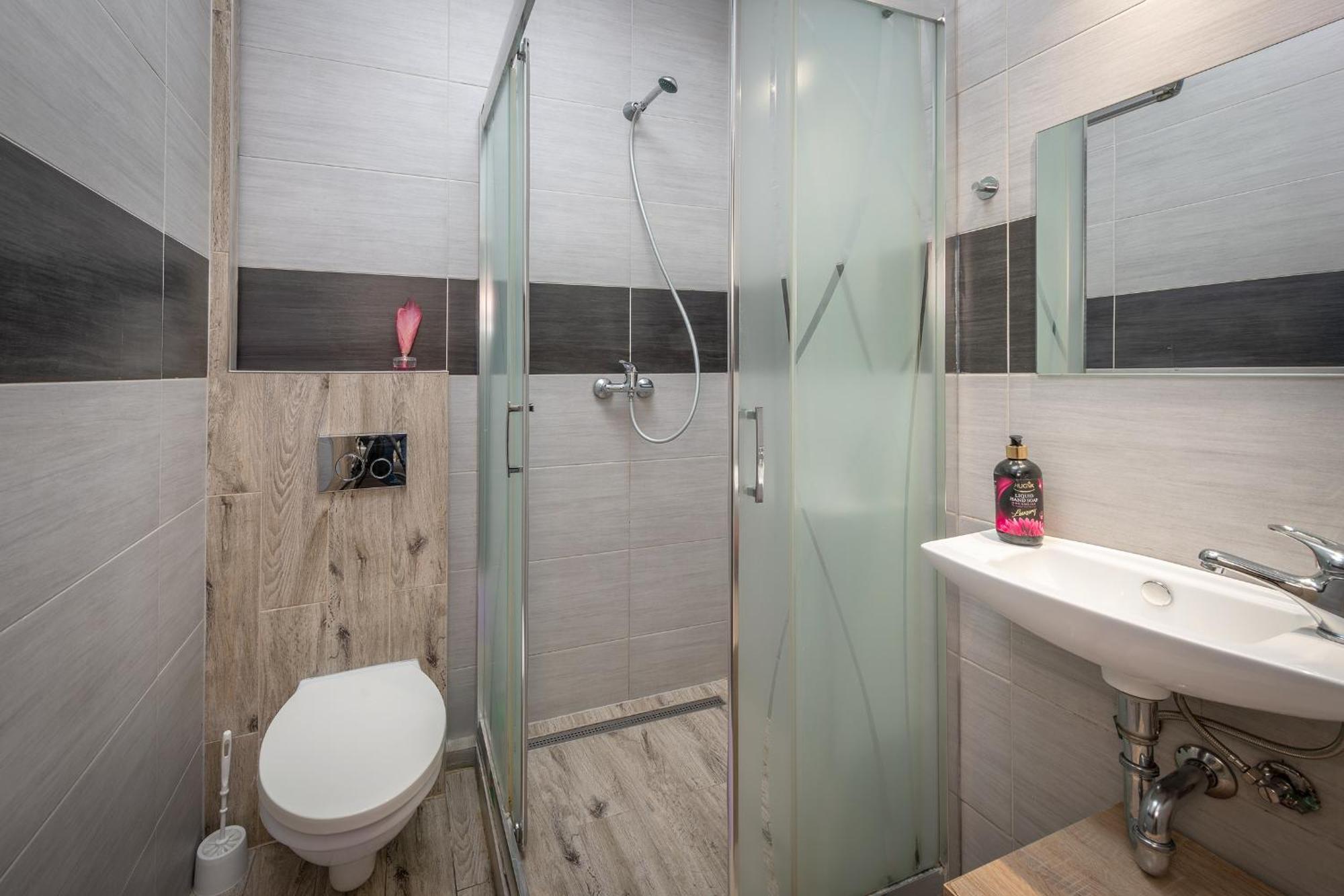 70S Guest Room Krakau Exterior foto