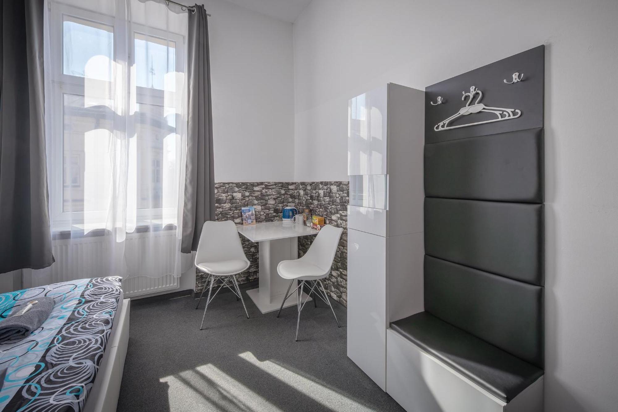 70S Guest Room Krakau Exterior foto