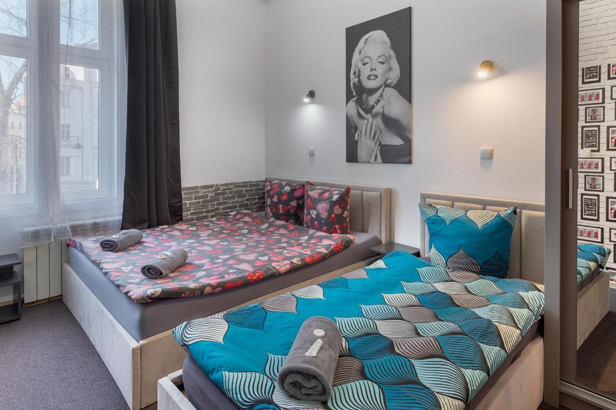 70S Guest Room Krakau Exterior foto